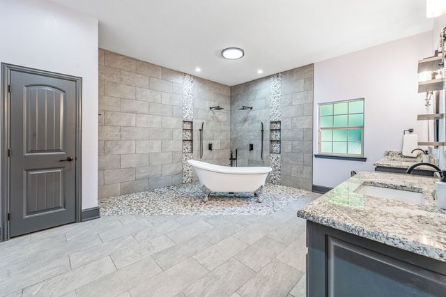 301 Arapahoe Ridge, Weatherford, TX 76087