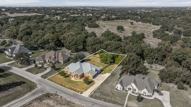 301 Arapahoe Ridge, Weatherford, TX 76087