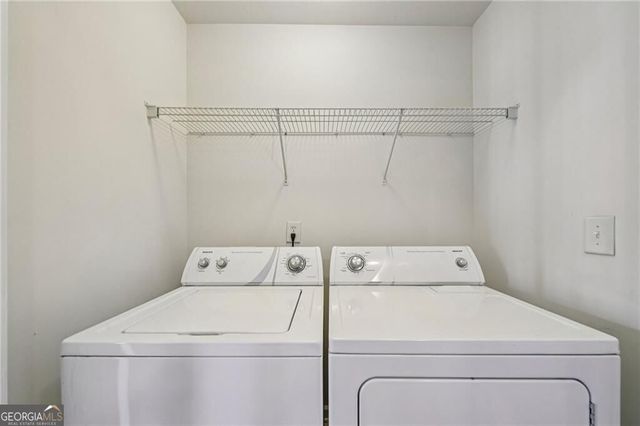 1305 Liberty Parkway NW, Atlanta, GA 30318