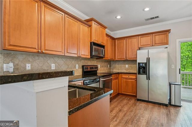 1305 Liberty Parkway NW, Atlanta, GA 30318