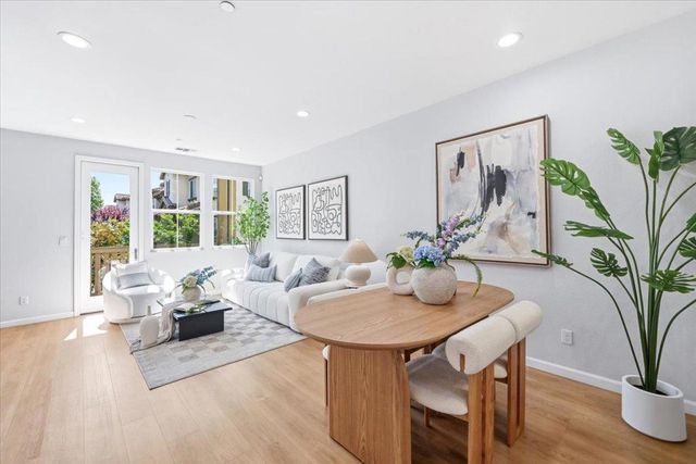 2061 Kiwi, San Jose, CA 95133