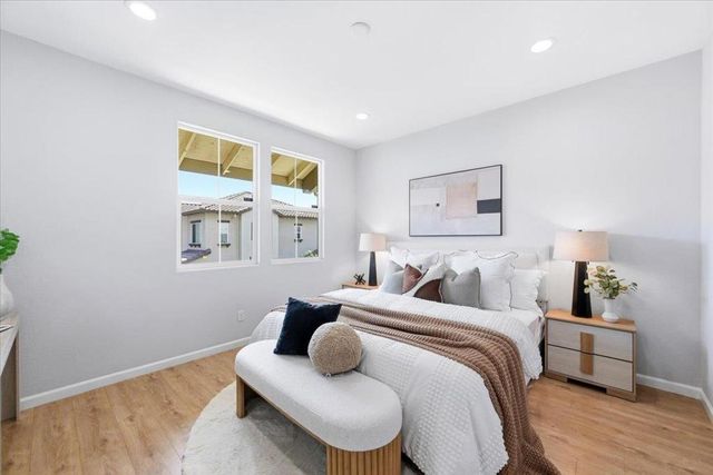 2061 Kiwi, San Jose, CA 95133