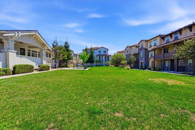 2061 Kiwi, San Jose, CA 95133