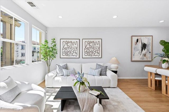 2061 Kiwi, San Jose, CA 95133