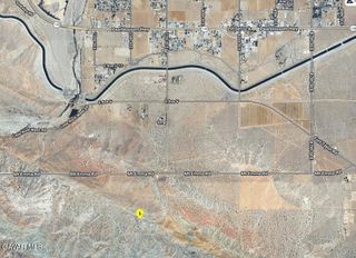 Vic Mt Emma 75th Ste, Palmdale, CA 93550