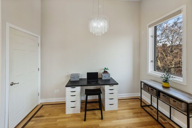 832 N Washtenaw Avenue 3, Chicago, IL 60622