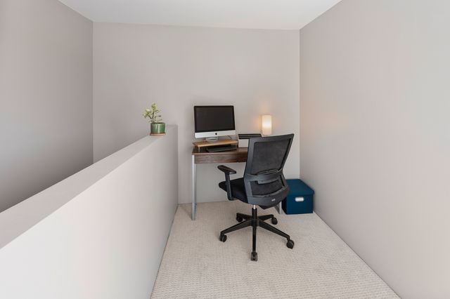 832 N Washtenaw Avenue 3, Chicago, IL 60622