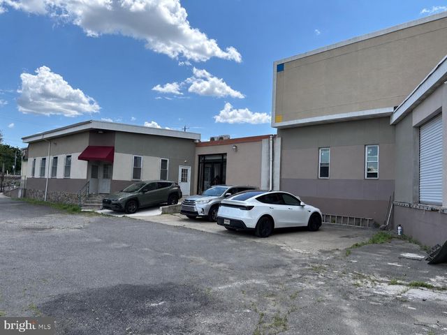 3900 N 2ND ST, Philadelphia, PA 19140