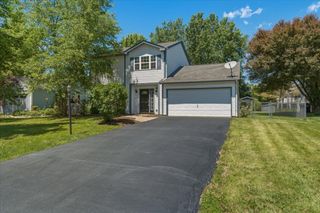 4709 Southhampton Drive, Island Lake, IL 60042