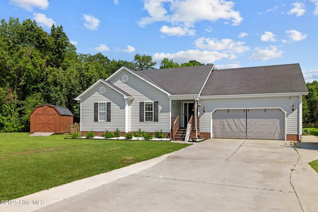 402 Kant Place, Jacksonville, NC 28540