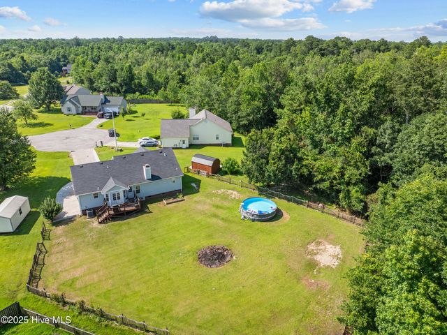 402 Kant Place, Jacksonville, NC 28540