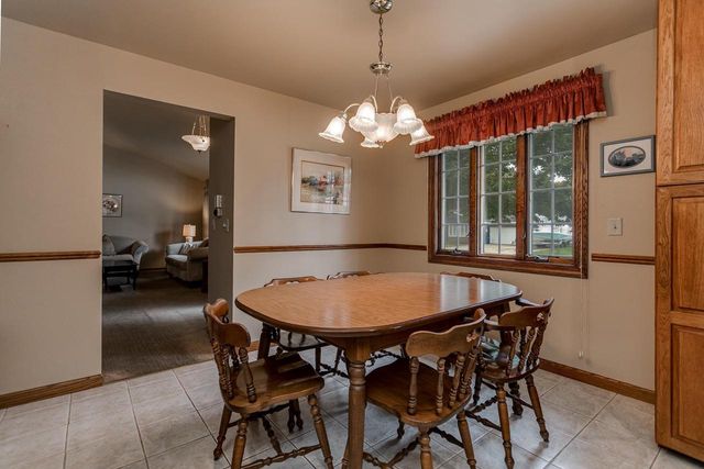 934 NICOLET AVENUE, Oshkosh, WI 54901