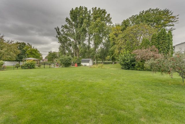 934 NICOLET AVENUE, Oshkosh, WI 54901
