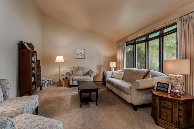 934 NICOLET AVENUE, Oshkosh, WI 54901