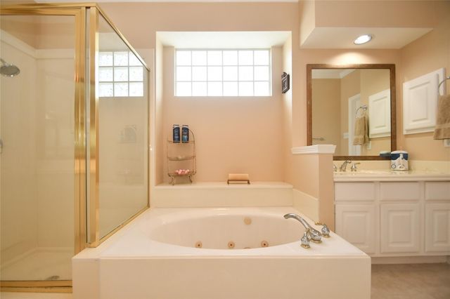 13522 Missarah Lane, Cypress, TX 77429