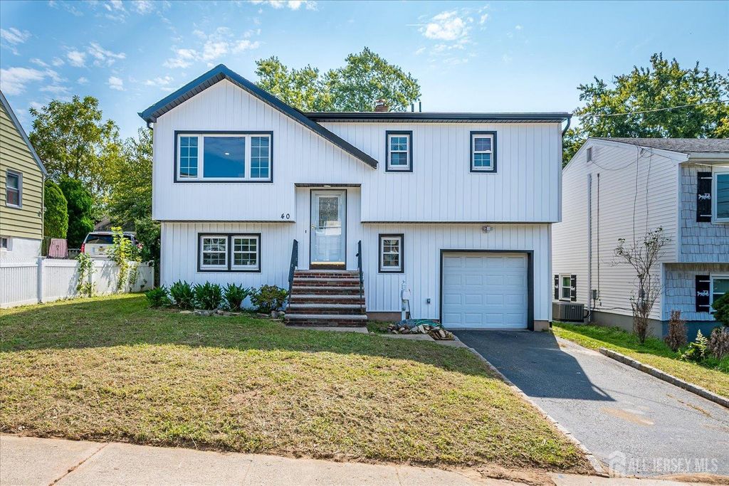 40 Brown Avenue, Iselin, NJ 08830