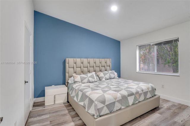 3790 N Jog Rd 206, West Palm Beach, FL 33411