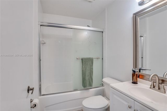 3790 N Jog Rd 206, West Palm Beach, FL 33411