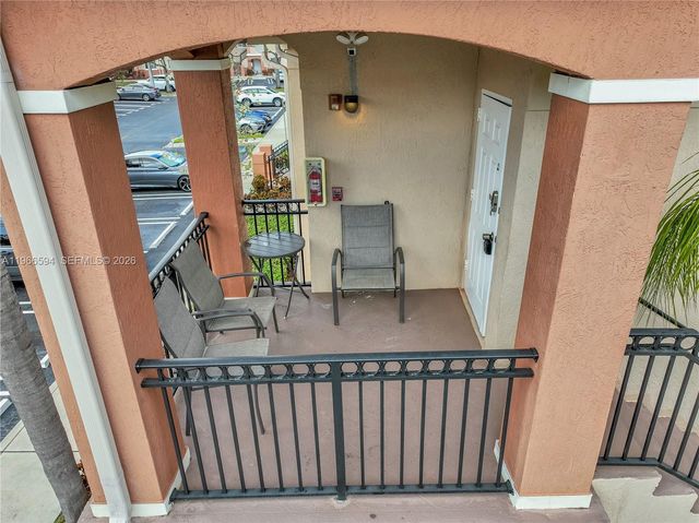 3790 N Jog Rd 206, West Palm Beach, FL 33411