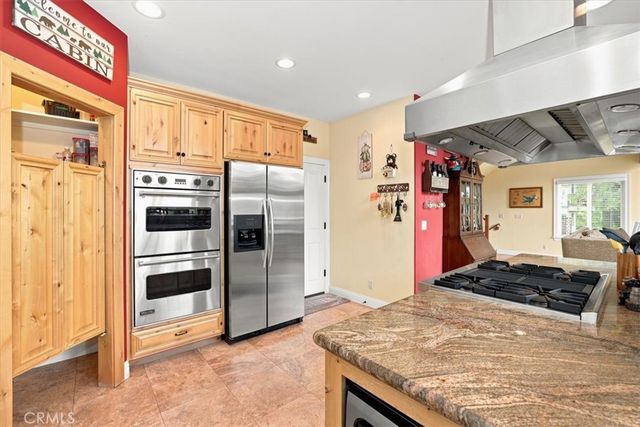 649 Sutter, Lake Arrowhead, CA 92352
