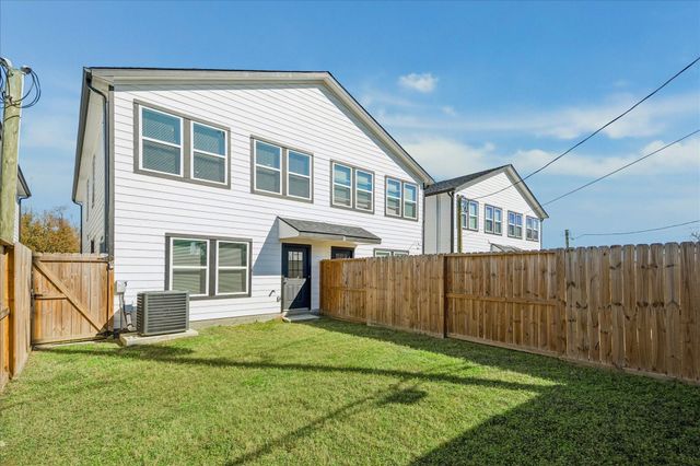 9913 Porto Rico Road B, Houston, TX 77041