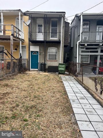 2817 WINCHESTER ST, Baltimore, MD 21216