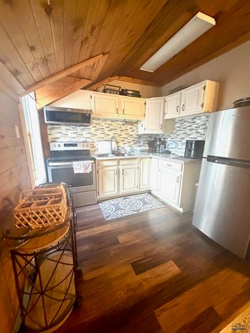 63 STEWART ST, Deadwood, SD 57732