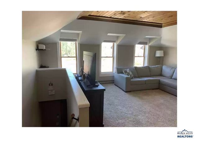 63 STEWART ST, Deadwood, SD 57732