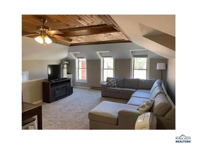 63 STEWART ST, Deadwood, SD 57732