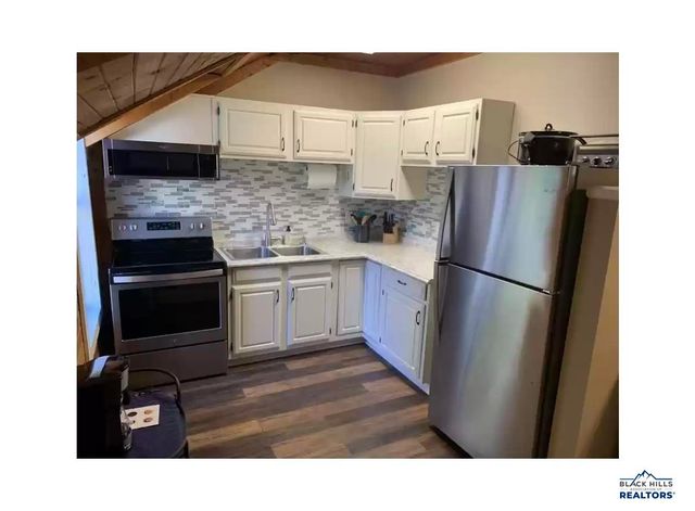 63 STEWART ST, Deadwood, SD 57732
