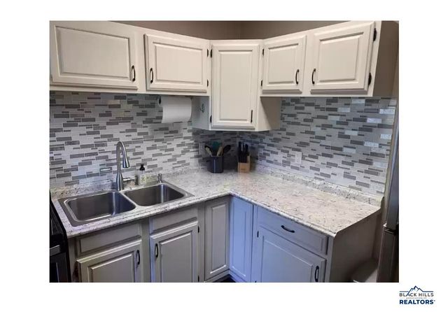63 STEWART ST, Deadwood, SD 57732