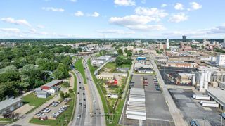 906 West W. Chestnut Street, Springfield, MO 65802
