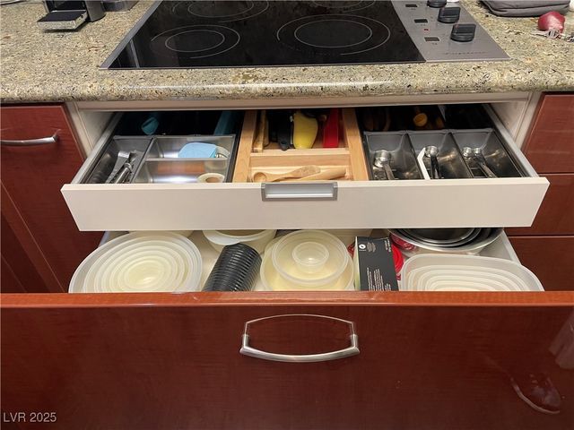 1901 Capestone Street, Las Vegas, NV 89134