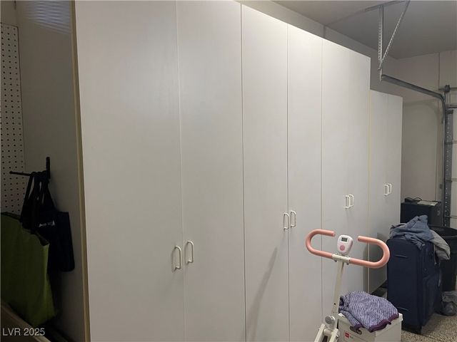 1901 Capestone Street, Las Vegas, NV 89134