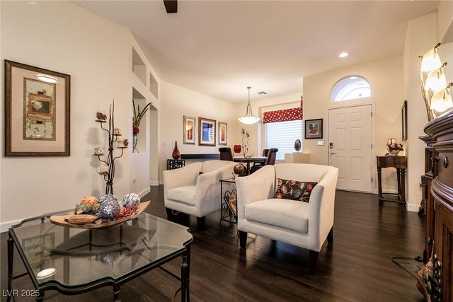 1901 Capestone Street, Las Vegas, NV 89134