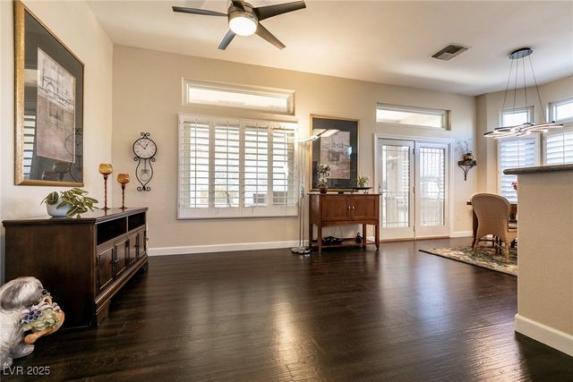 1901 Capestone Street, Las Vegas, NV 89134