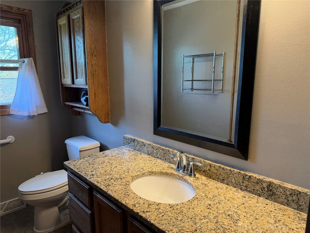 2722 29th Street SW, Cedar Rapids, IA 52404