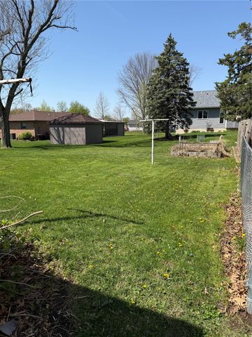 2722 29th Street SW, Cedar Rapids, IA 52404