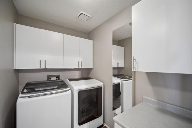 2817 Virginia Place, Des Moines, IA 50321