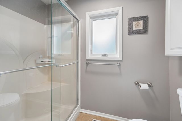2817 Virginia Place, Des Moines, IA 50321