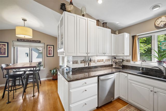 2817 Virginia Place, Des Moines, IA 50321