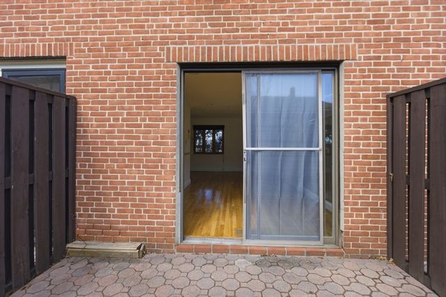 918 Belmont St 918, Watertown, MA 02472