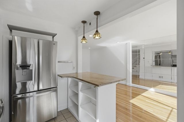 918 Belmont St 918, Watertown, MA 02472