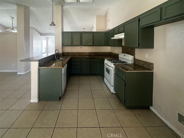 13629 Dry Creek Road, Victorville, CA 92392