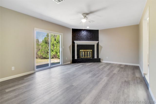 8418 N 117th East East Avenue, Owasso, OK 74055