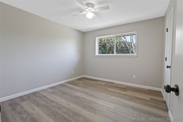 8418 N 117th East East Avenue, Owasso, OK 74055