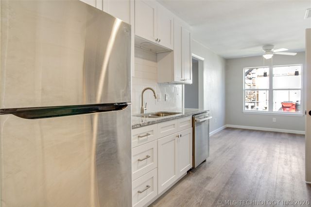 8418 N 117th East East Avenue, Owasso, OK 74055