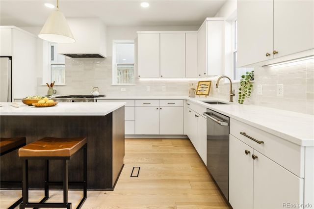 1621 Yates Street, Denver, CO 80204