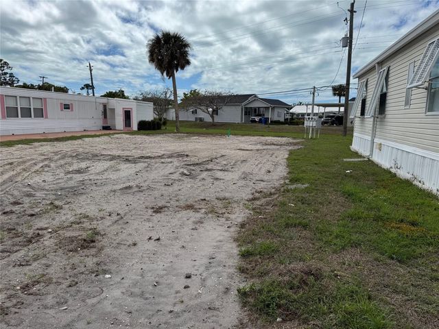 218 OUTER DRIVE W, Venice, FL 34285