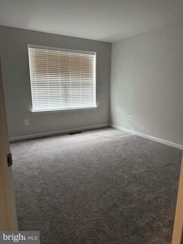 95 GRAY SILVER RD, Inwood, WV 25428